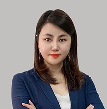 吉丽     •    总经理     •    华瑞财税创始人